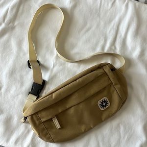 Walker Family Goods Louie Sling